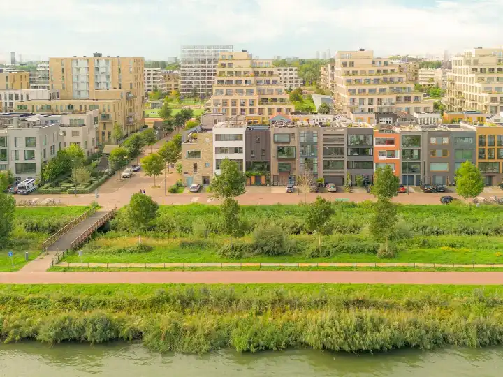Tussenwoning te koop: Kea Boumanstraat 74, Sportheldenbuurt Amsterdam