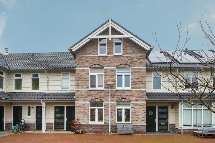 Tussenwoning te koop: Kees van Bohemenhof 18, Het Zand-West Utrecht