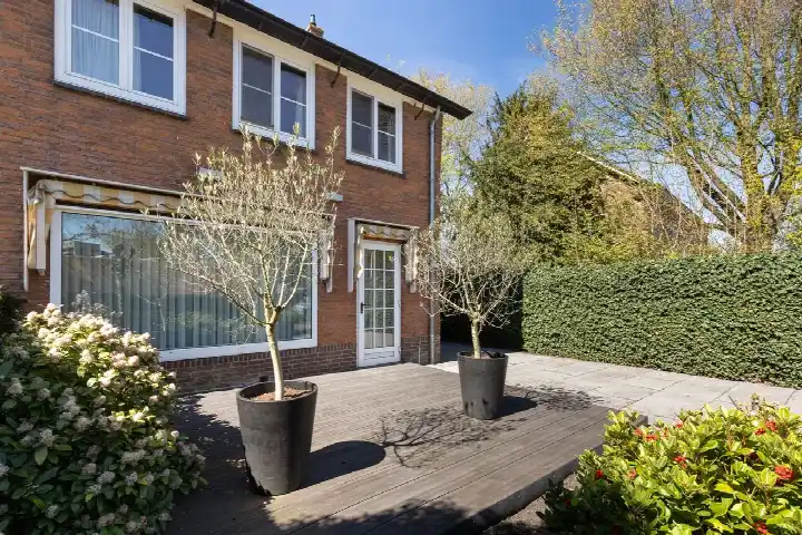Hoekwoning te koop: Keizer Karelweg 237, Elsrijk West Amstelveen
