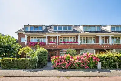 Terraced house for sale: Keizer Karelweg 341, Elsrijk West Amstelveen