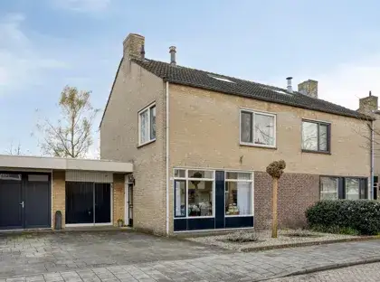 Tussenwoning te koop: Keizershof 723, Raam Uden