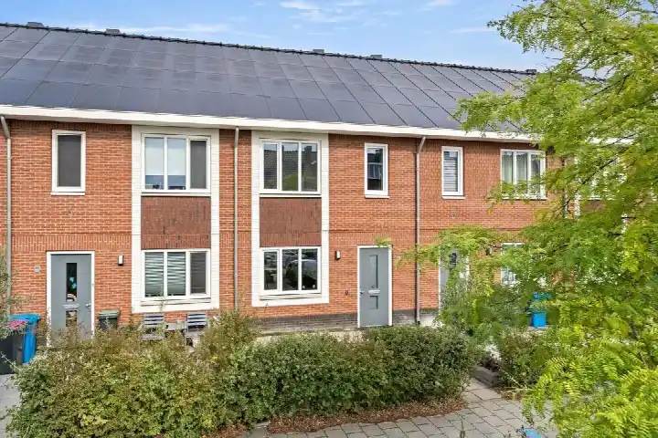 Tussenwoning te koop: Keizersmantelstraat 18, Haantje Rijswijk