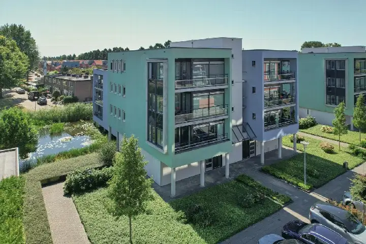 Apartment for sale: Kempenaerssingel 10-11, Midden Heerenveen