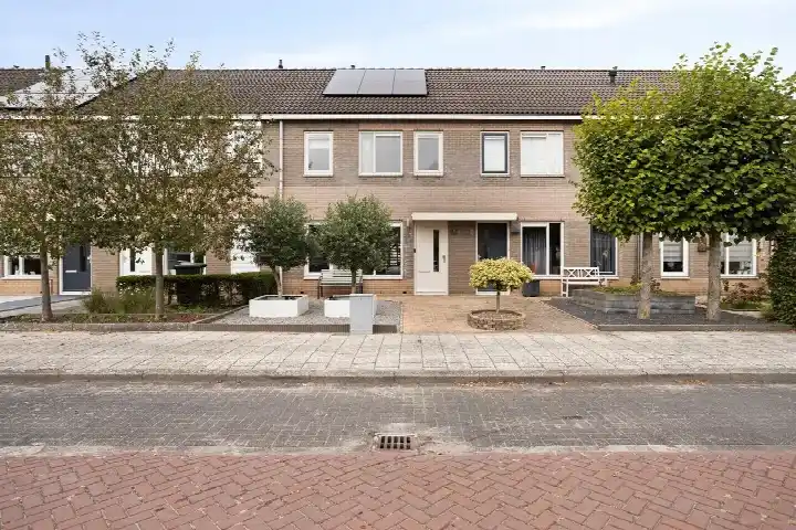 Terraced house for sale: Kempenland 10, Emmeloord-de Erven Emmeloord