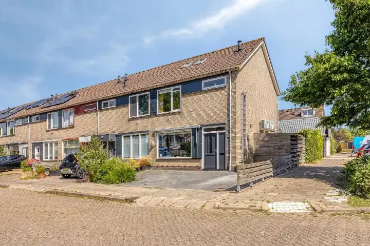 Hoekwoning te koop: Kemphaanlaan 17, Vogelbuurt Anna Paulowna