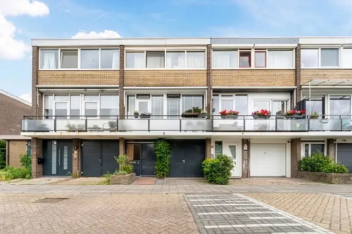 Terraced house for sale: Kemphaanstraat 44, Plaszoom Wormer