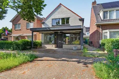 Vrijstaande woning te koop: Kerkallee 34, Velp-Zuid beneden spoorlijn Velp (Ge)