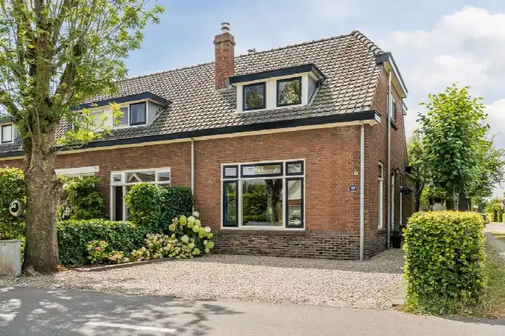 Hoekwoning te koop: Kerkdijk 107, Westbroek Kern Westbroek