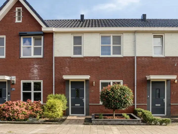 Tussenwoning te koop: Kerkeind 24, Oud-Dommelen & Lage Heide Valkenswaard
