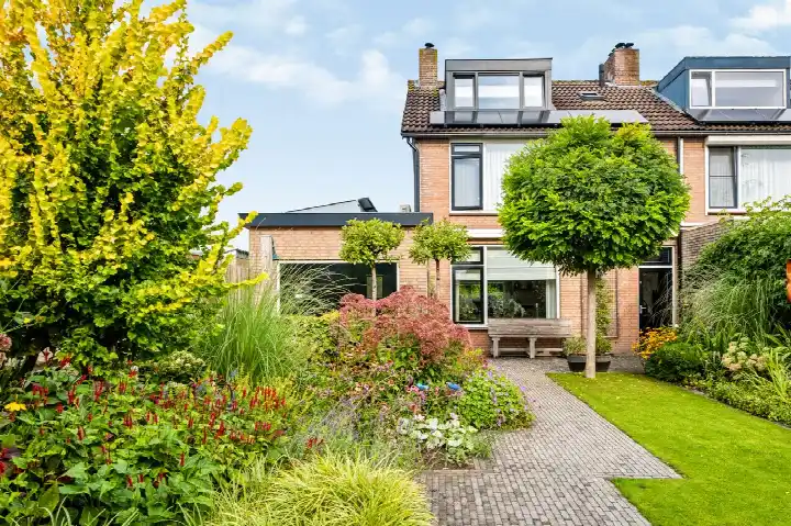 Corner house for sale: Kerkeland 3, Langbroek Langbroek