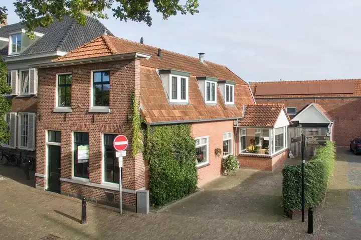 Vrijstaande woning te koop: Kerkplein 5, Ootmarsum Kern Ootmarsum