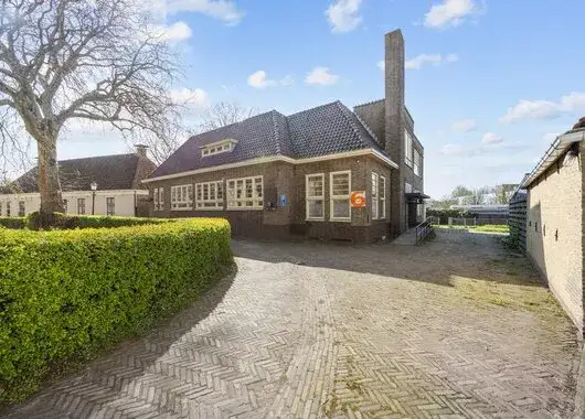 Appartement te koop: Kerkplein 6, Grijpskerk Grijpskerk