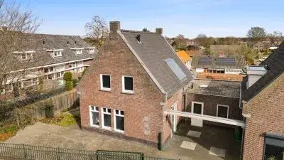 Hoekwoning te koop: Kerkplein 8B, Kern Neer Neer