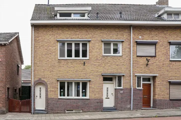 Twee-onder-één-kap te koop: Kerkraderstraat 19, Vink Eygelshoven