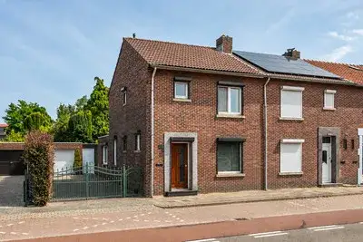 Corner house for sale: Kerkraderweg 79, Dr. Schaepmanplein en omgeving Heerlen