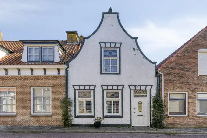 Terraced house for sale: Kerkstraat 19, Scherpenisse Scherpenisse