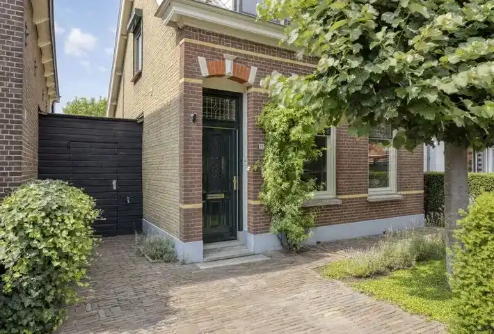 Vrijstaande woning te koop: Kerkstraat 25, Oostendam Hendrik-Ido-Ambacht