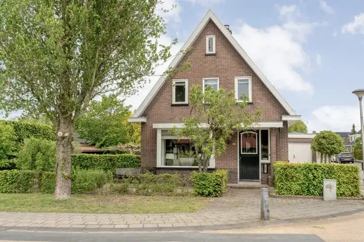 Detached house for sale: Kerkstraat 30, Lemelerveld kern oost Lemelerveld