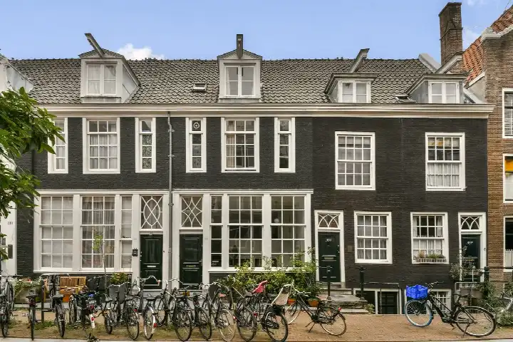 Terraced house for sale: Kerkstraat 306, Vijzelstraatbuurt Amsterdam
