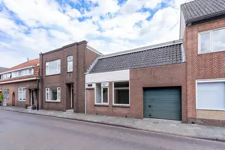 Tussenwoning te koop: Kerkstraat 44, Vianen binnenstad Vianen (Ut)