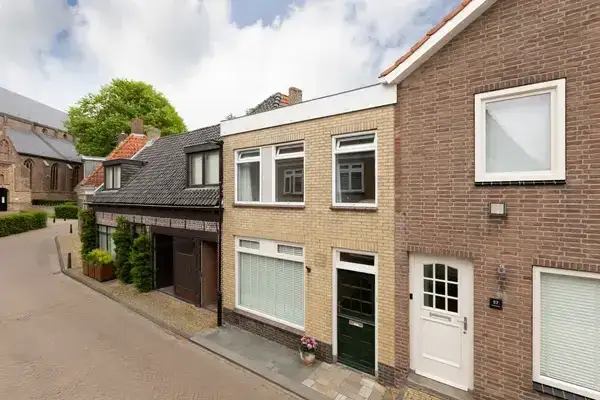 Tussenwoning te koop: Kerkstraat 59, Bolsward binnen De Wallen Bolsward