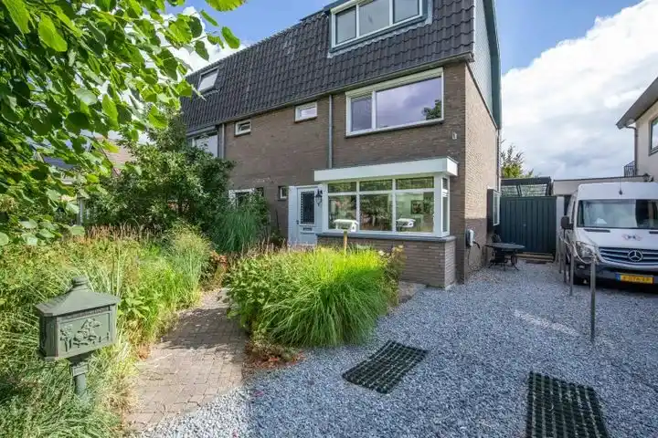 Semi-detached for sale: Kerkweg 25A, Oosteinde Aalsmeer