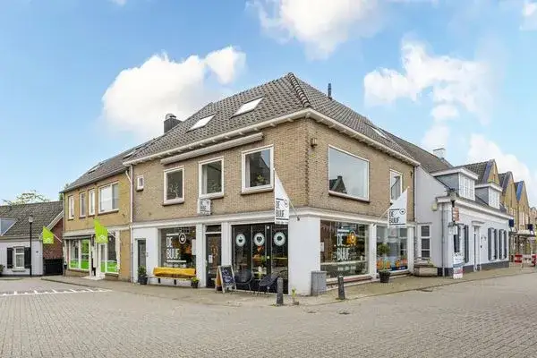 Apartment for sale: Kerkweg 2A, Kern-Dorp Giessenburg