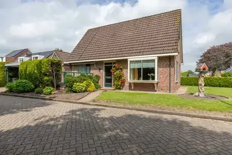 Vrijstaande woning te koop: Kerkweide 37, Kornhorn Kornhorn