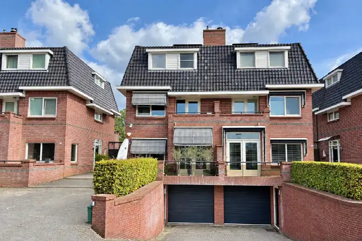 Twee-onder-één-kap te koop: Kerkwetering 21, Tappersheul Oudewater