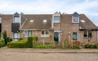 Terraced house for sale: Kersenlaan 86, Zevenhuizen Apeldoorn