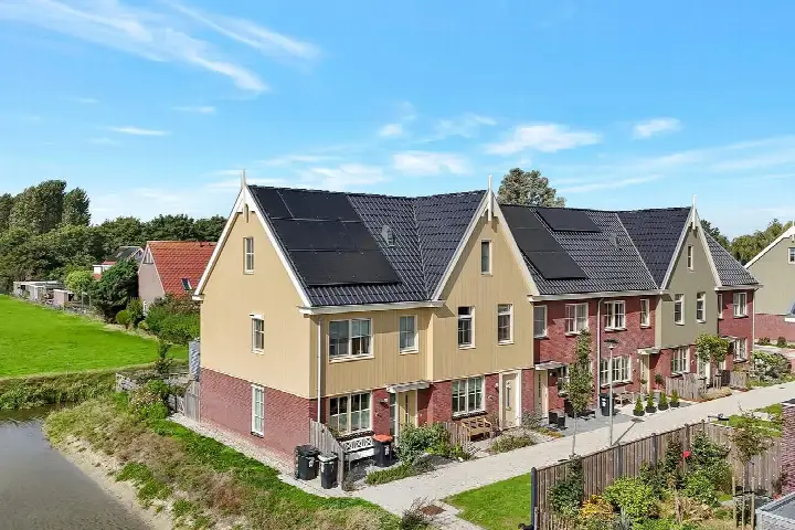 Tussenwoning te koop: Keuvel 24, Sint Maarten (woonkern) Sint Maarten