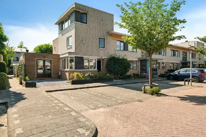 Hoekwoning te koop: Kierkegaardhof 29, Filosofenbuurt Huizen