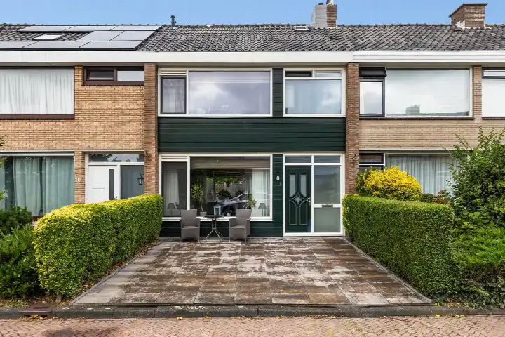 Tussenwoning te koop: Kievitstraat 8, Vogelbuurt Maassluis