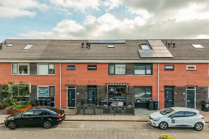 Tussenwoning te koop: Kimonostraat 38, Azië Purmerend