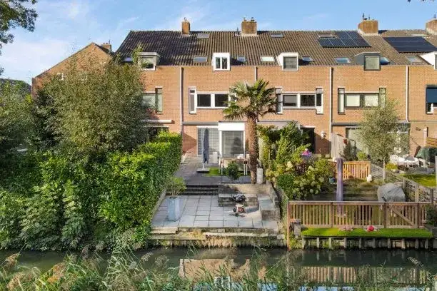 Tussenwoning te koop: Kinkelenburg 103, Vredenburg en omgeving Dordrecht
