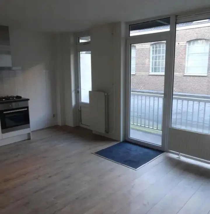 Apartment for rent: Kinkerstraat 126B, Bellamybuurt-Zuid Amsterdam