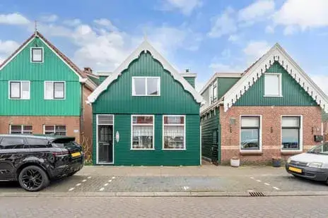 Detached house for sale: Klampersstraat 19, Rosmolenbuurt West Zaandam