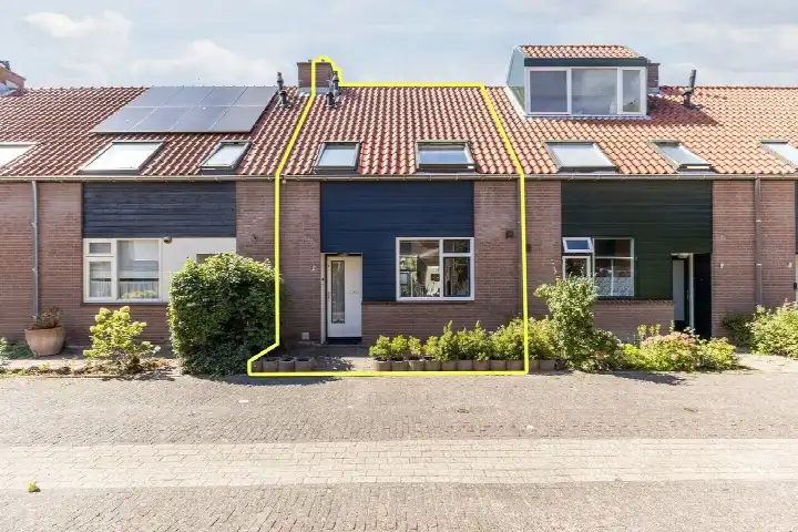 Tussenwoning te koop: Klappermansstraat 32, Dorp Katwijk