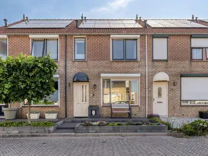Tussenwoning te koop: Klaproosstraat 16, Goes-West Goes
