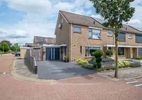 Hoekwoning te koop: Klaver 15, Centrum IJsselmuiden Ijsselmuiden