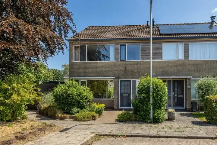 Twee-onder-één-kap te koop: Klaverkamp 21, Tytsjerk Tytsjerk