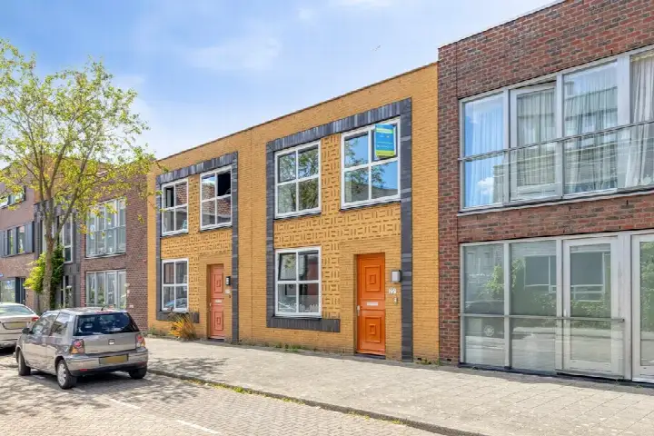Terraced house for sale: Klaverstraat 25A, Carnisse Rotterdam