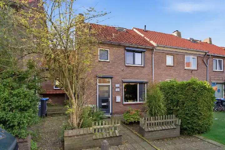 Tussenwoning te koop: Klaverstraat 7, Wolfskuil Nijmegen
