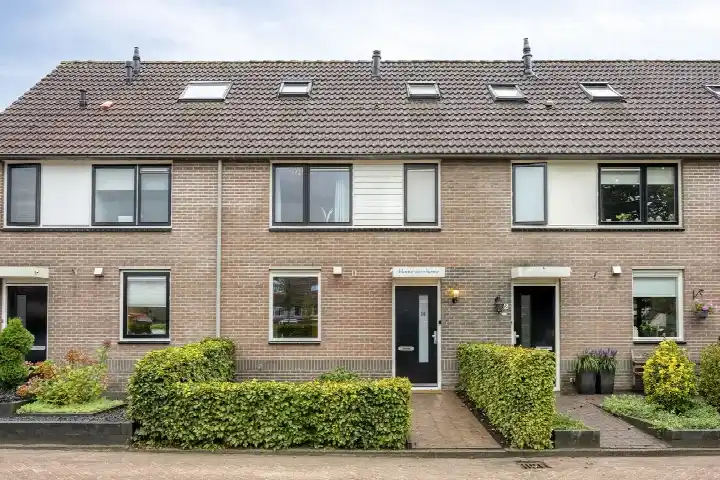 Tussenwoning te koop: Klaverweide 14, Norschoten Barneveld