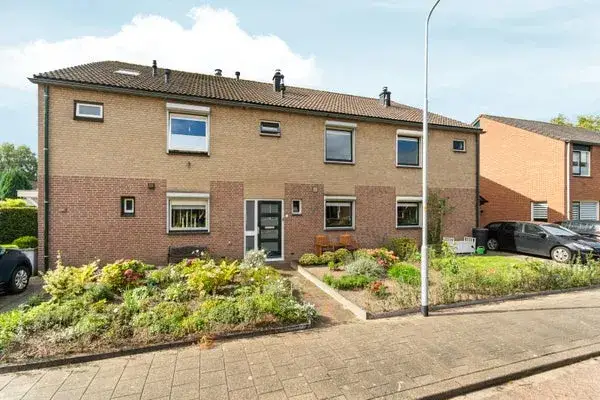 Terraced house for sale: Klaverweide 53, Giesbeek Giesbeek
