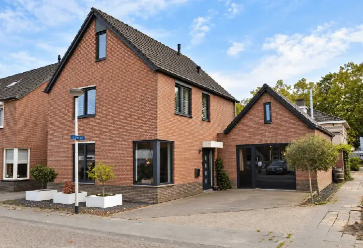 Corner house for sale: Kleine Vos 2, Heiakker-Oost Deurne