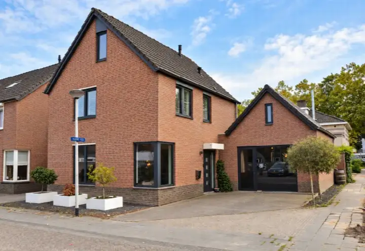 Corner house for sale: Kleine Vos 2, Heiakker-Oost Deurne