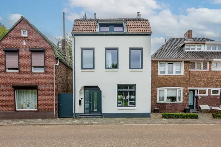 Vrijstaande woning te koop: Kleine Stegel 20, Eygelshoven-Kom Eygelshoven