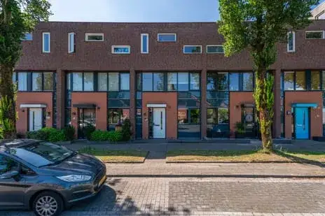 Tussenwoning te koop: Kleipettenlaan 220, Kleipetten Rijnsburg