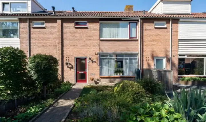 Tussenwoning te koop: Klinkenburg 15, Hoge Weerd Epe